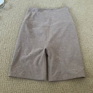 Beyond yoga biker shorts